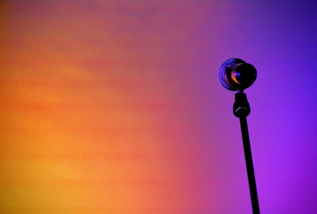 Concert atmosphere by Joshua Hoehne